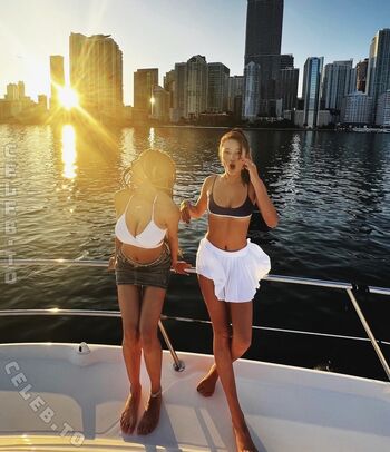 Full leaked Lily chee private photo