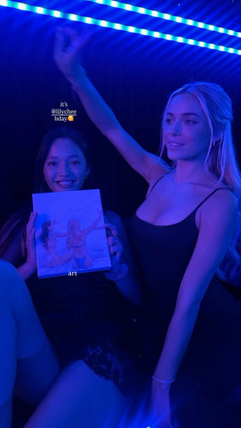 Full leaked Lily chee private photo