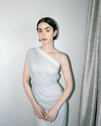 Lily Collins