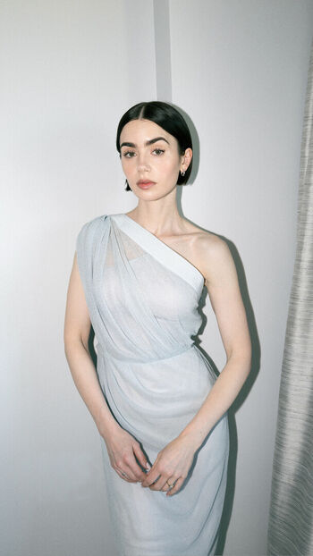 Lily Collins