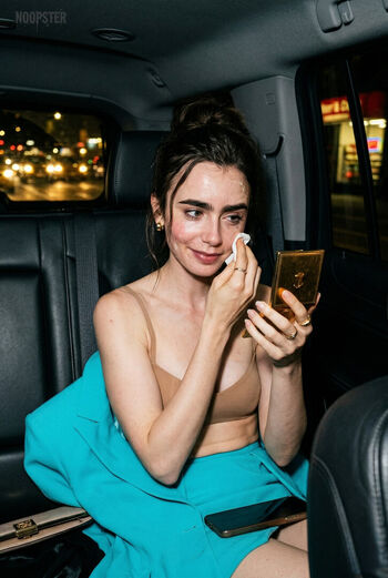 Full leaked Lily collins private photo