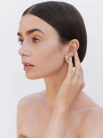 Full leaked Lily collins private photo