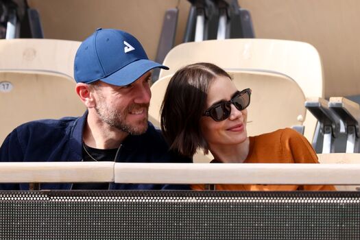 Full leaked Lily collins private photo