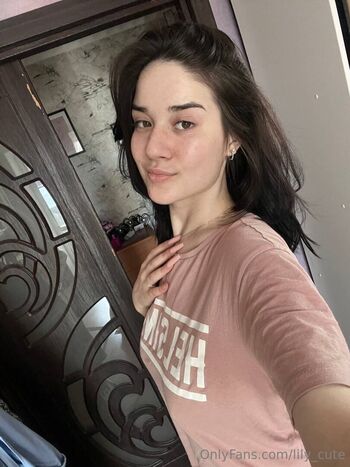 Full leaked Lily cutee private photo