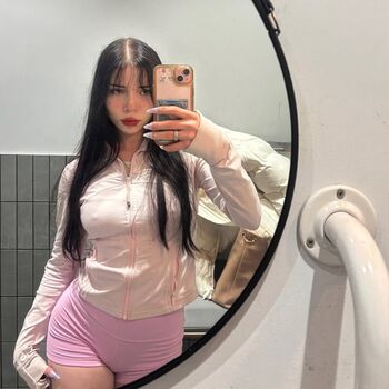 Full leaked Lily hawker private photo