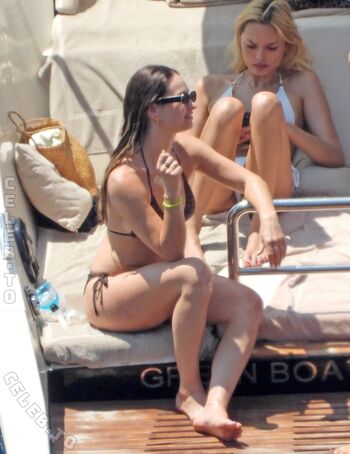 Full leaked Lily james private photo