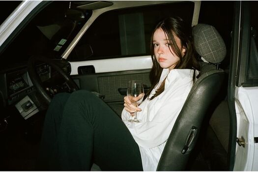 Full leaked Lily kerneis page private photo