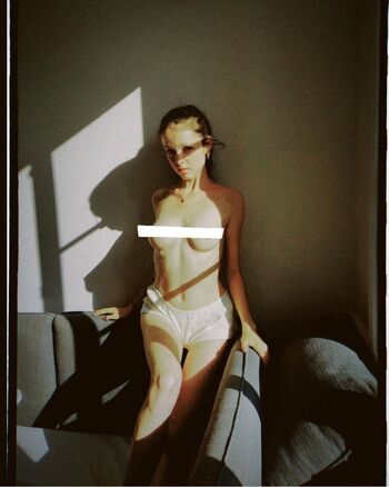 Full leaked Lily kerneis private photo