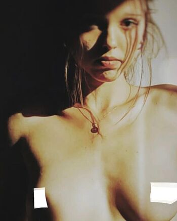 Full leaked Lily kerneis private photo
