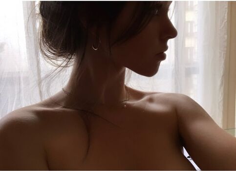 Full leaked Lily kerneis private photo