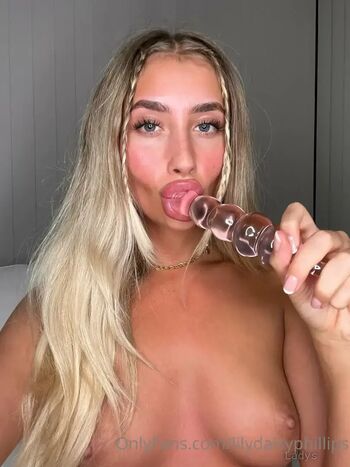 Full leaked Lily phill private photo