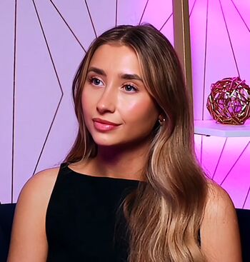 Full leaked Lily phill private photo