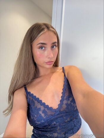 Full leaked Lily phillips private photo