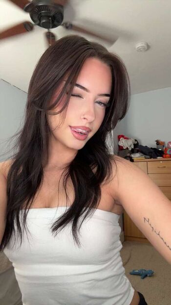 Full leaked Lily weber private photo
