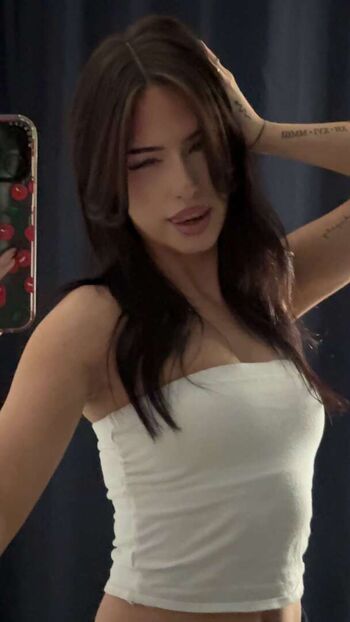 Full leaked Lily weber private photo