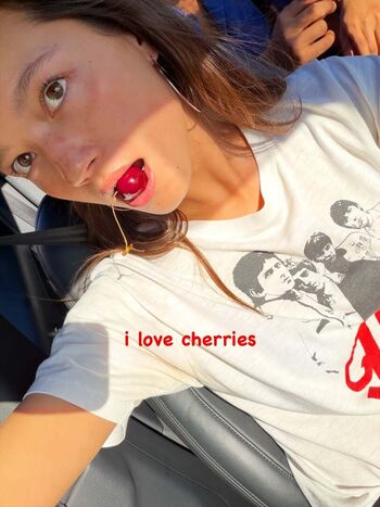 Full leaked Lilychee page private photo