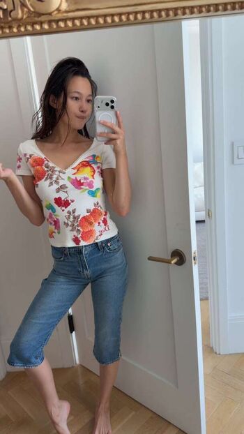 Full leaked Lilychee private photo