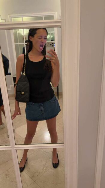 Full leaked Lilychee private photo