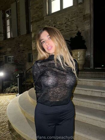 Full leaked Lilygabrieli private photo