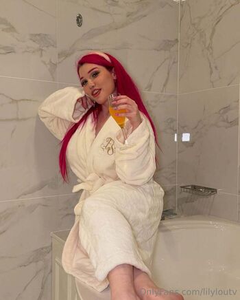 Full leaked Lilyloutv private photo