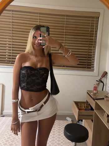 Full leaked Lilymay official private photo