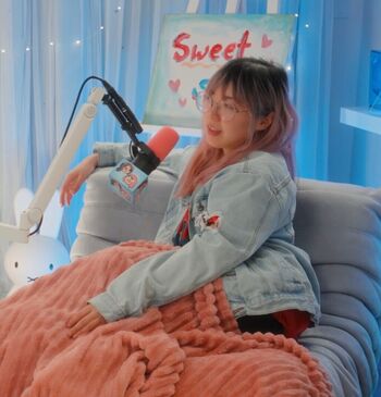Full leaked Lilypichu page private photo