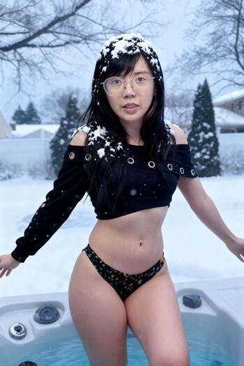 Full leaked Lilypichu private photo