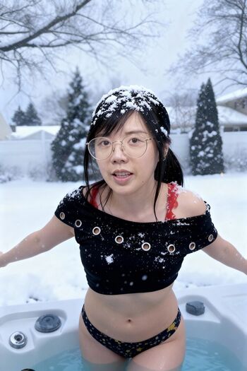 Full leaked Lilypichu private photo