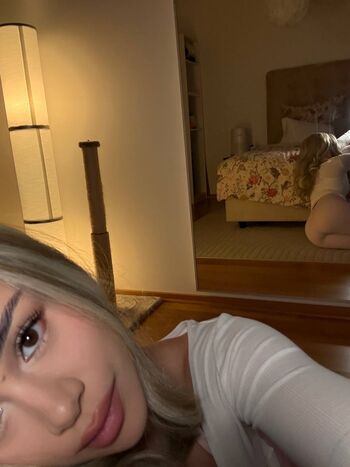 Lilyseastar