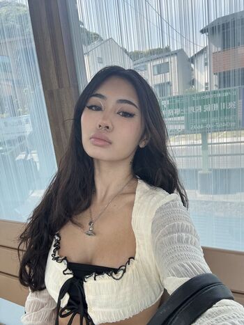 Full leaked Lilyysdream private photo