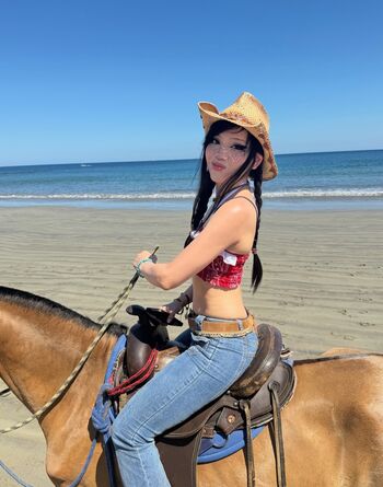 Full leaked Linaboobie  page private photo