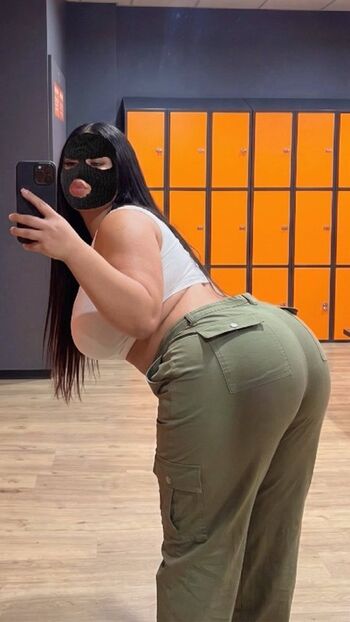Full leaked Linacappucina private photo