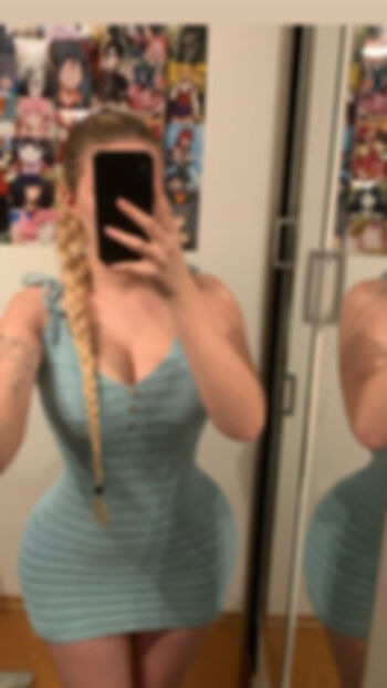 Full leaked Linakaneki private photo