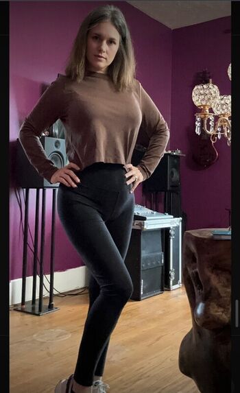 Full leaked Linda crews private photo