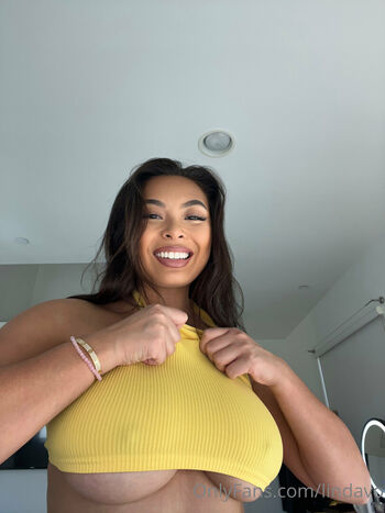 Linda Vo