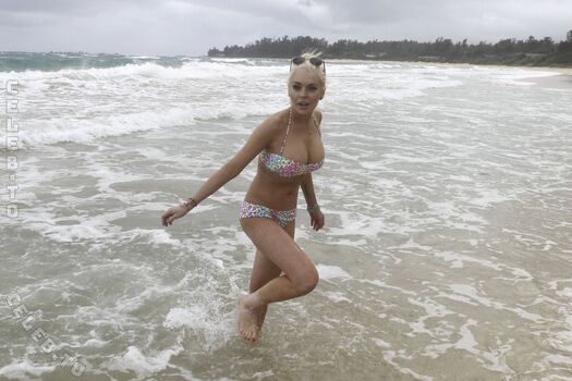 Full leaked Lindsay lohan page private photo