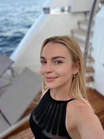 Full leaked Lindsay lohan private photo
