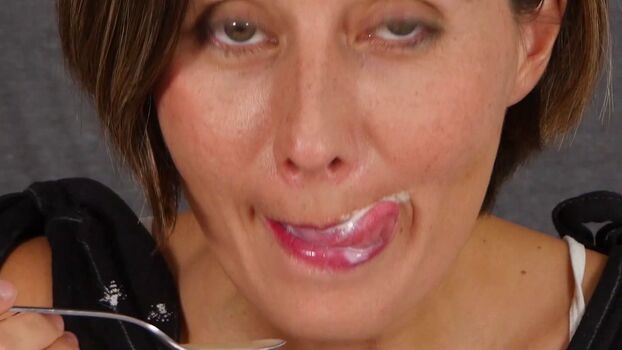 Full leaked Lindsey doe private photo