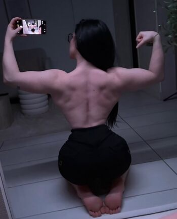 Full leaked Lindsey private photo
