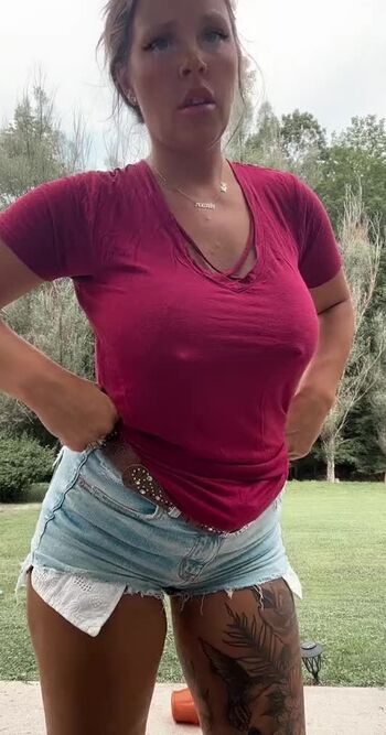 Full leaked Lindzee private photo