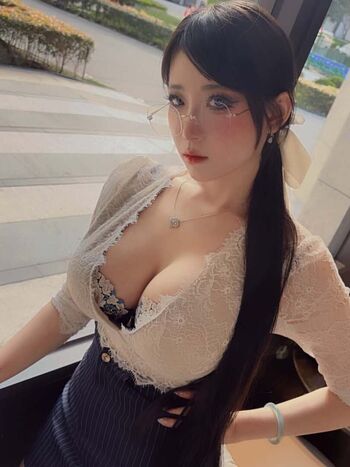 Full leaked Ling chen private photo