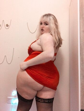 Full leaked Lingeriemama private photo