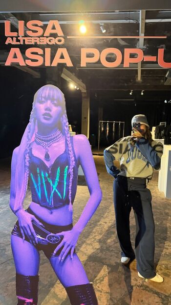 Lisa Blackpink