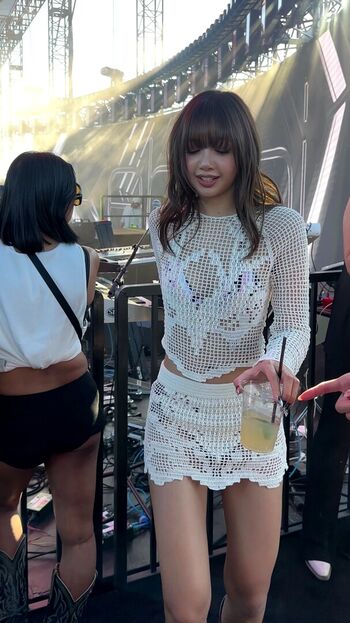 Full leaked Lisa blackpink page private photo