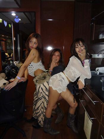 Full leaked Lisa blackpink private photo