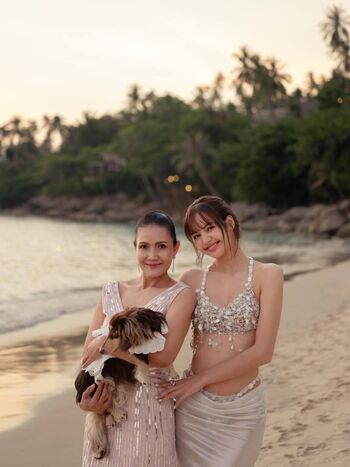 Full leaked Lisa blackpink private photo
