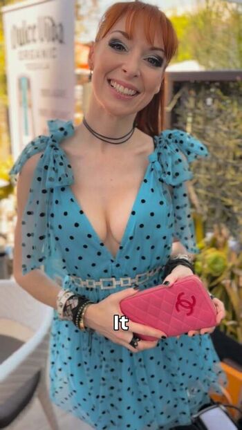 Full leaked Lisa foiles private photo