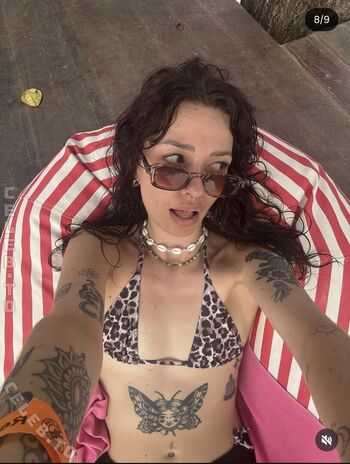 Full leaked Lisamkws private photo