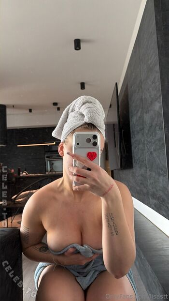 Full leaked Lisastt private photo