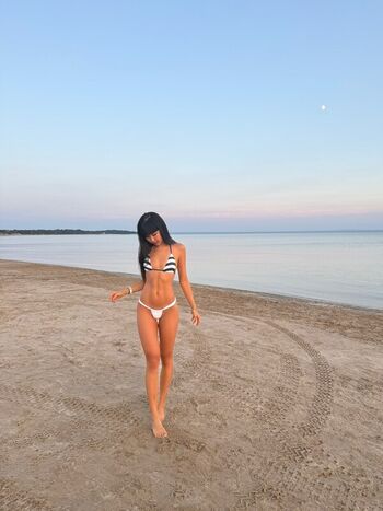 Full leaked Lisha li private photo